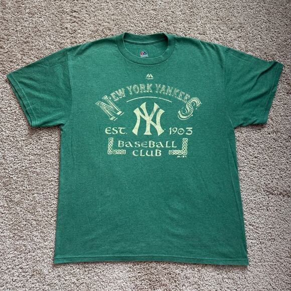 New York Yankees Graphic Tee Size Large, Green Celtic Irish Vintage - Picture 1 of 6